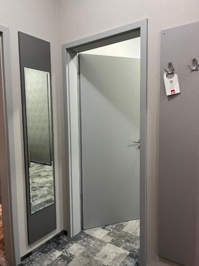 Albert Hotel プロイェシュティ エクステリア 写真